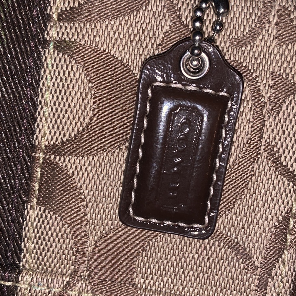 Coach monogram logo wristlet - Picture 6 of 10